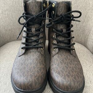 Michael Kors Alistair Signature Logo Combat Boot Brown/ Black 7.5